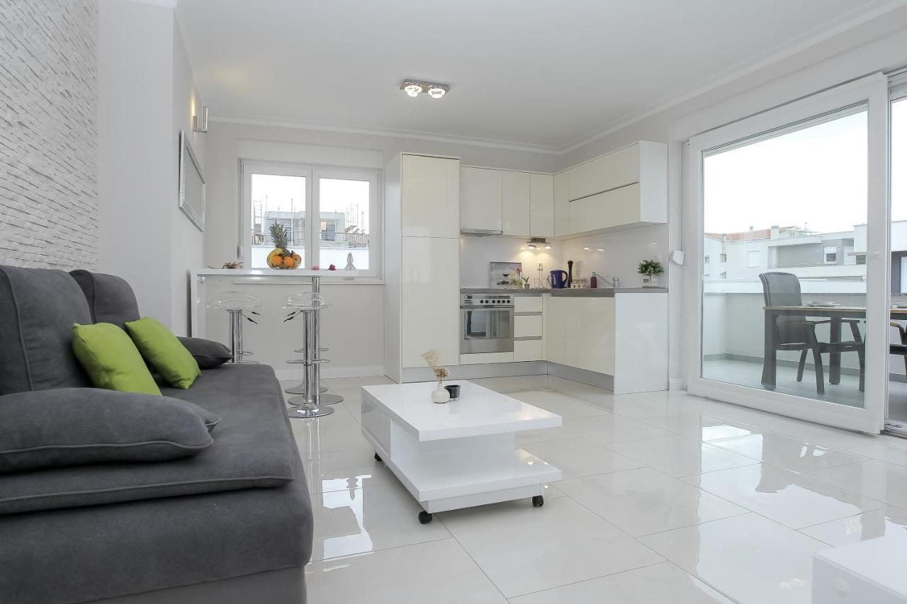 Apartments Tomana Novalja Room photo